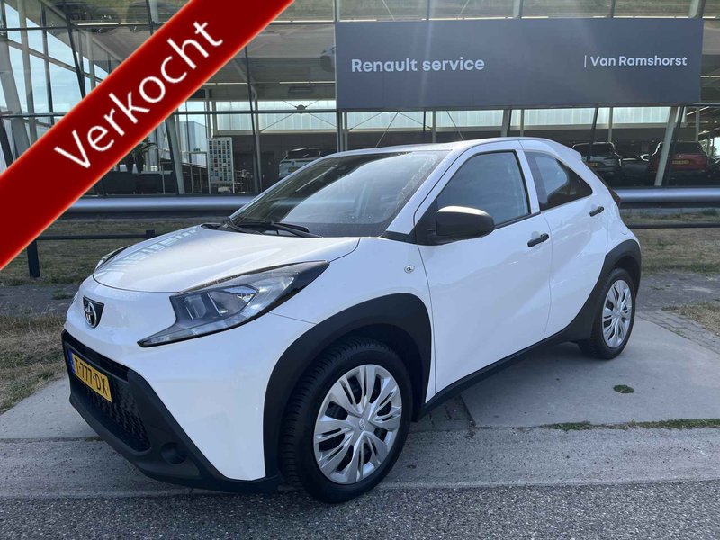 Toyota Aygo X 1.0 VVT-i MT / Airco /